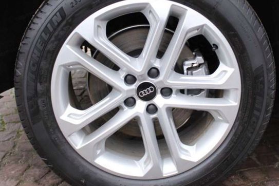 Audi Q5 TDI quattro S line Sportback