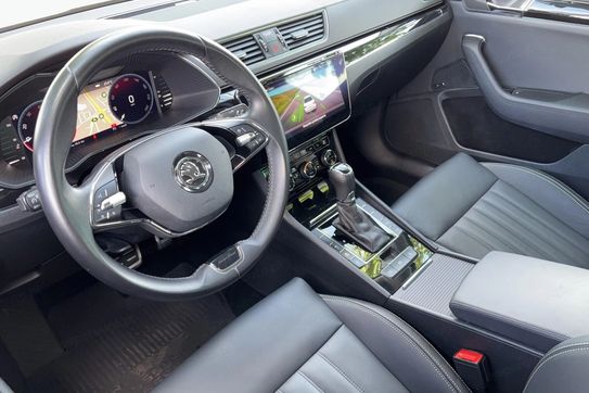 Skoda Superb 2.0 TDI SCR L&K DSG