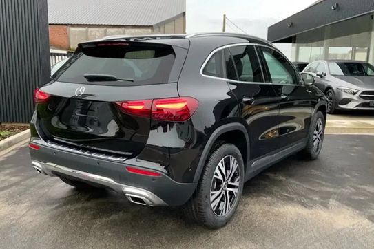 Mercedes GLA 200 Progressive