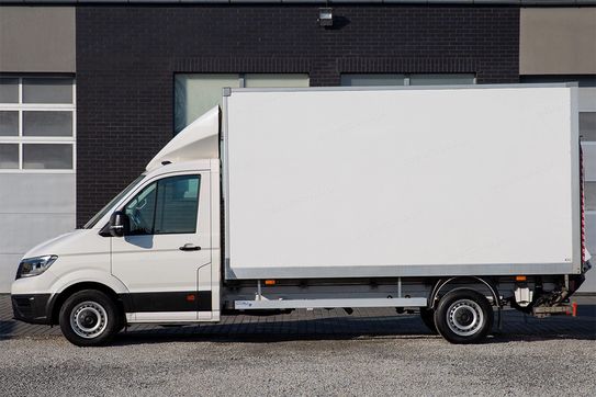 Volkswagen Crafter Kontener 8EP + Winda