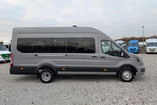 Ford Transit Autobus M2 460 L4H3 RWD Limited A10 RWD