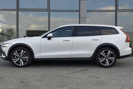 Volvo V60 CC Plus B5 B AWD