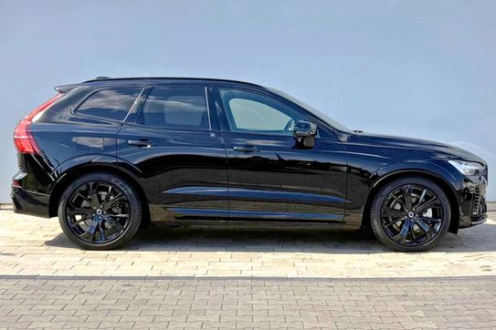 Volvo XC60 T8 Plug-In Hybrid AWD Ultra Black Edition