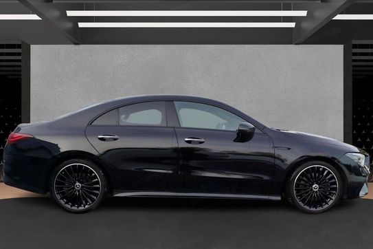 Mercedes CLA 200 mHEV AMG Line 7G-DCT