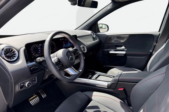 Mercedes Klasa B 200 AMG Line