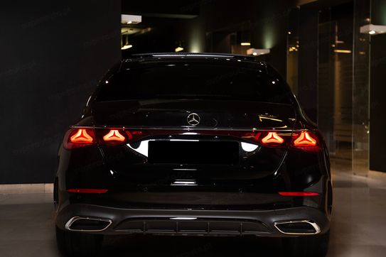 Mercedes Klasa E 200 AMG