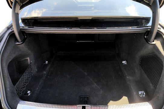 Audi A8 S8 TFSI quattro