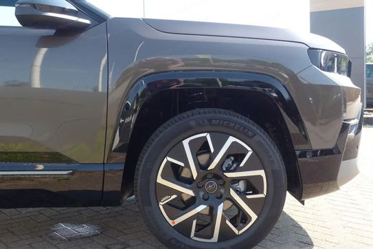 Jeep Compass Summit 1.2 e-Hybrid DCT6