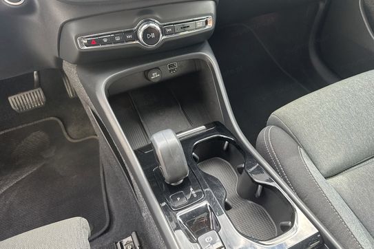Volvo XC40 T5 PHEV Plus Dark