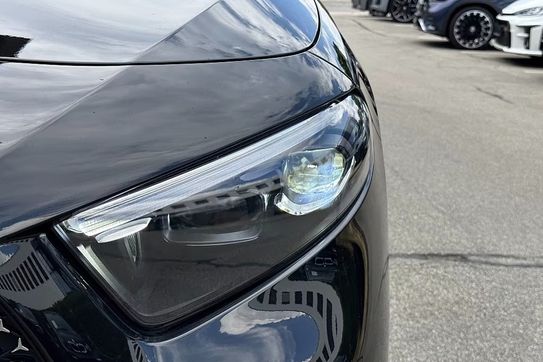 Mercedes A Klasa 220 4-Matic AMG Line