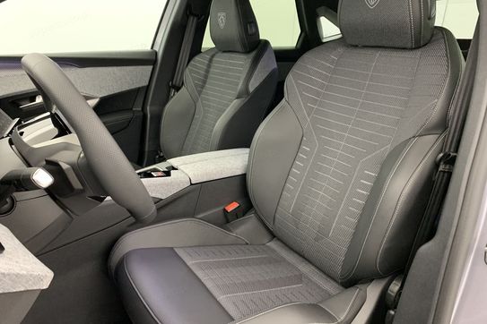 Peugeot 3008 GT 1.2 mHEV e-DCS6