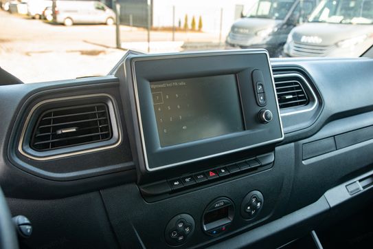 Renault Master L3 Zabudowa Wystawowa Przeszklona
