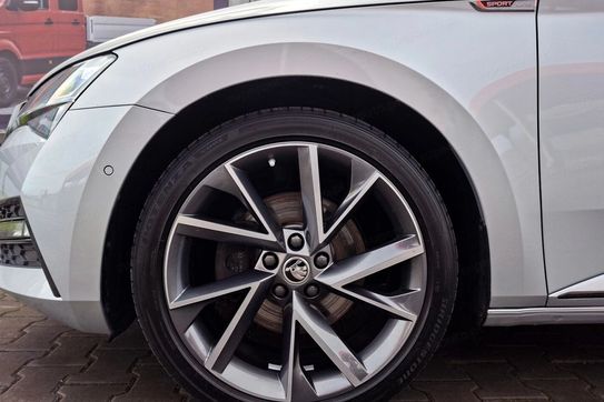 Skoda Superb 2.0 TDI SCR Sportline DSG
