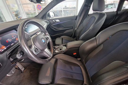 BMW Seria 2 Gran Coupe 218i M Sport