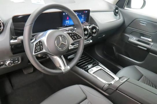 Mercedes GLA 220 4-Matic Progressive