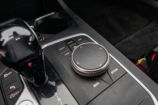 BMW Seria 1 118i Advantage aut