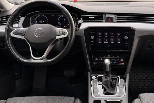 Volkswagen Passat 1.5 TSI Business DSG