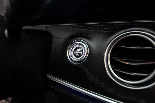 Mercedes Klasa E E 220 d 4-Matic AMG