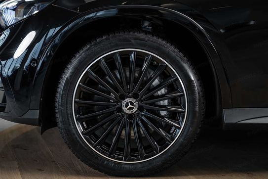 Mercedes GLC 200 4-Matic AMG Line