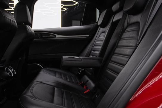 Alfa Romeo Stelvio 2.0 Turbo Veloce Q4