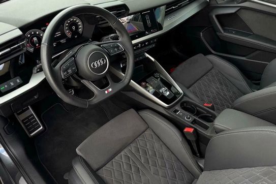 Audi A3 S3 TFSI quattro S tronic