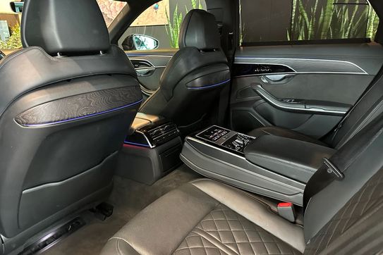 Audi A8 50 TDI quattro Tiptr.