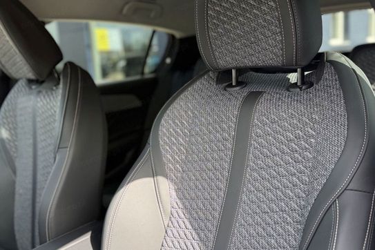 Peugeot 308 Allure EAT8 1.5 BlueHDi