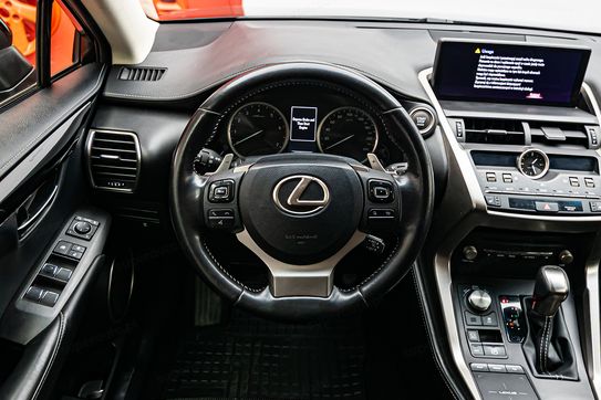 Lexus NX 300 AWD