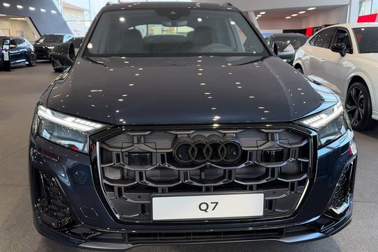Audi Q7 50 TDI quattro S Line