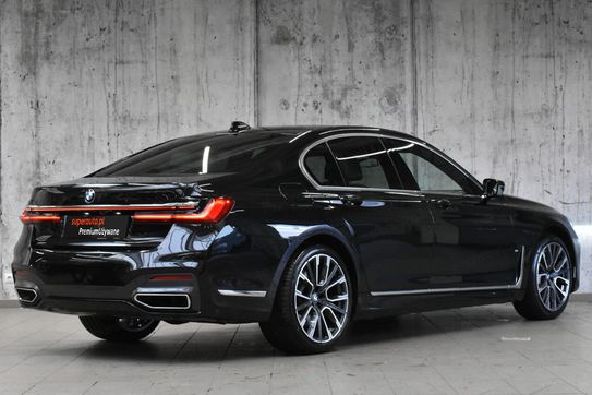 BMW Seria 7 740d xDrive