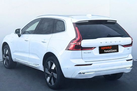 Volvo XC60 T6 Plug-In Hybrid AWD Ultra Bright aut
