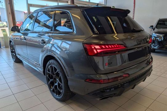 Audi Q7 TDI quattro S Line