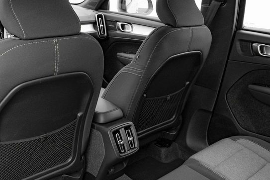 Volvo XC40 B3 Plus Dark