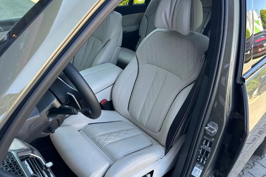BMW X7 M60i xDrive mHEV sport-aut