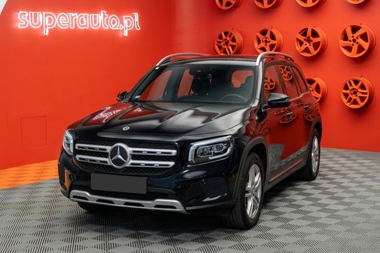 Mercedes GLB 200