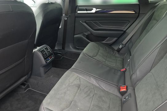 Volkswagen Arteon 2.0 Tsi r-Line Dsg