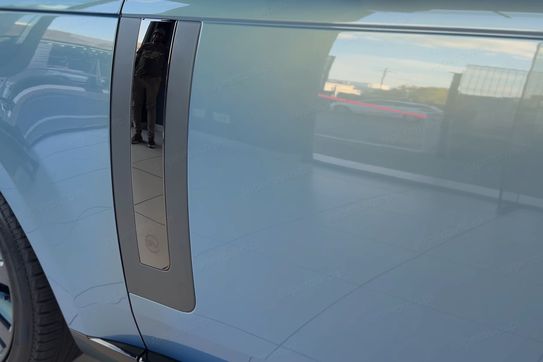 Land Rover Range Rover 4.4 V8 P615 SV Bespoke ''Polar Night''