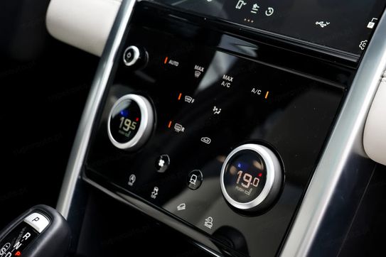 Land Rover Discovery Sport D165 S