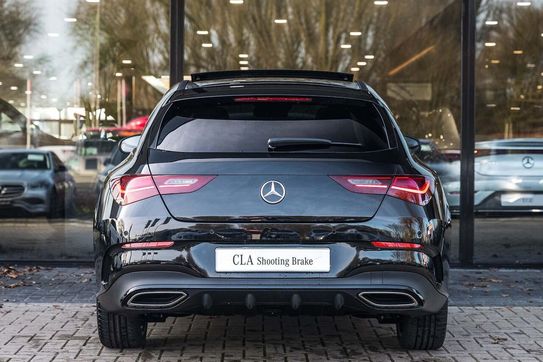 Mercedes CLA 200 AMG Line Shooting Brake