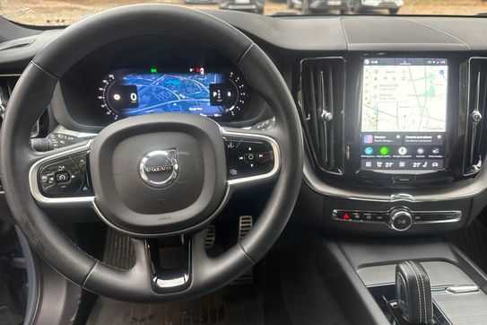 Volvo XC60 B5 D AWD R-Design