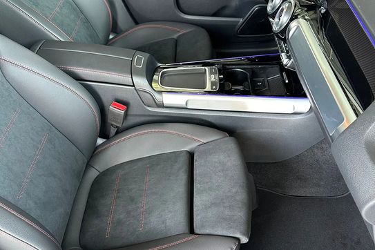 Mercedes GLB 220 d 4-Matic AMG Line