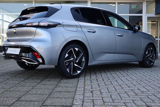 Peugeot 308 Allure e-DCS6 1.2 mHEV