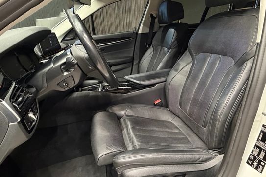 BMW Seria 5 530i GPF xDrive sport-aut