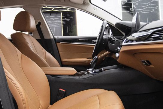 BMW Seria 5 530e Luxury Line sport-aut