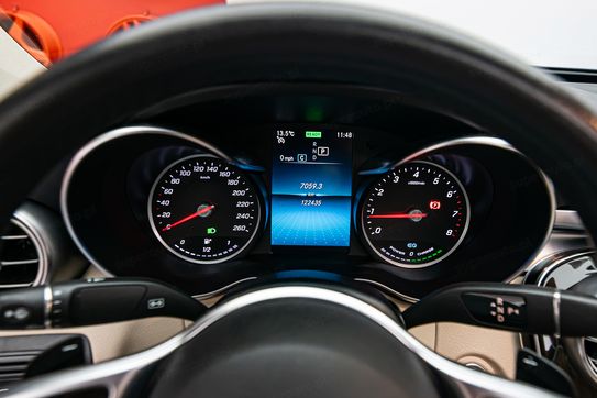 Mercedes Klasa C C 300 9G-TRONIC