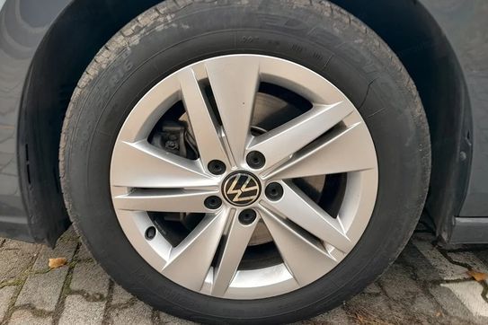 Volkswagen Golf VIII 2.0 TDI Life