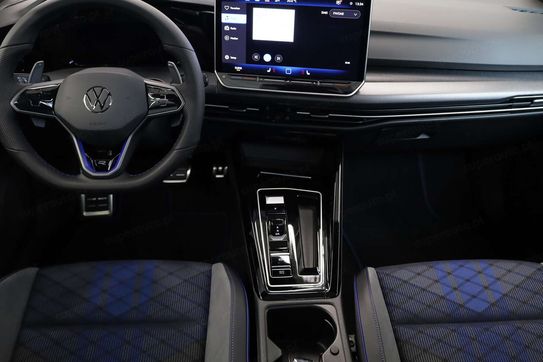 Volkswagen Golf R 2.0 TSI 4Motion