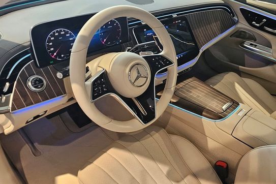 Mercedes Klasa E 220 d 4-Matic Exclusive