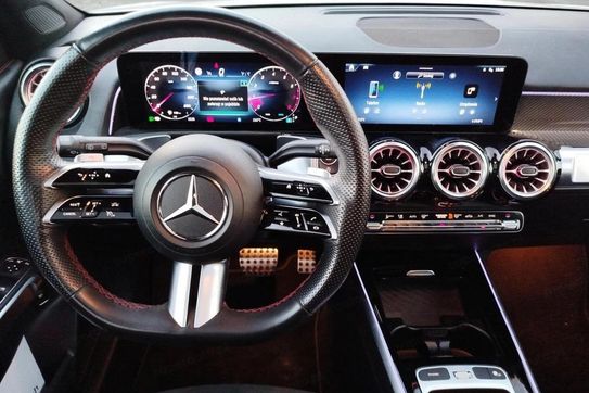 Mercedes GLB 200 mHEV 7G-DCT