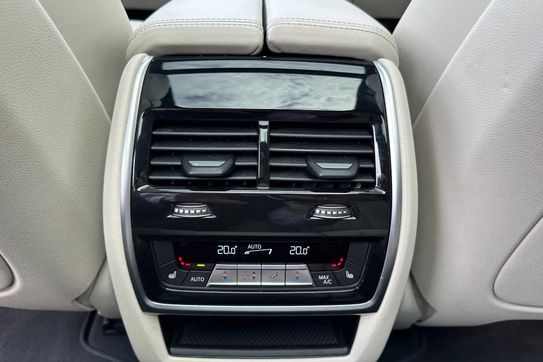 BMW X7 M60i xDrive
